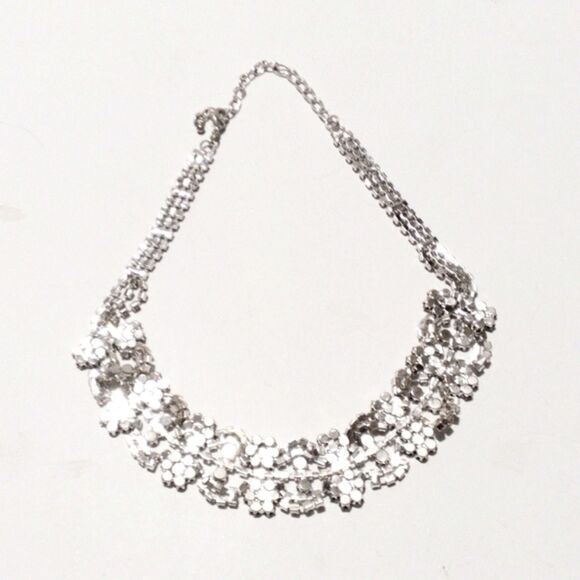 Silver Tone Ornate Prong Set Clear Rhinestone Choker Necklace - Picture 6 of 7